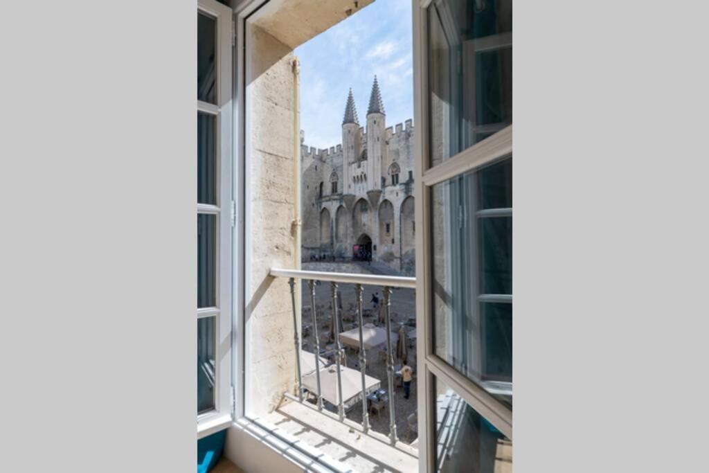 Bien D'Exception En Face Du Palais Des Papes Apartment Avignon Exterior photo