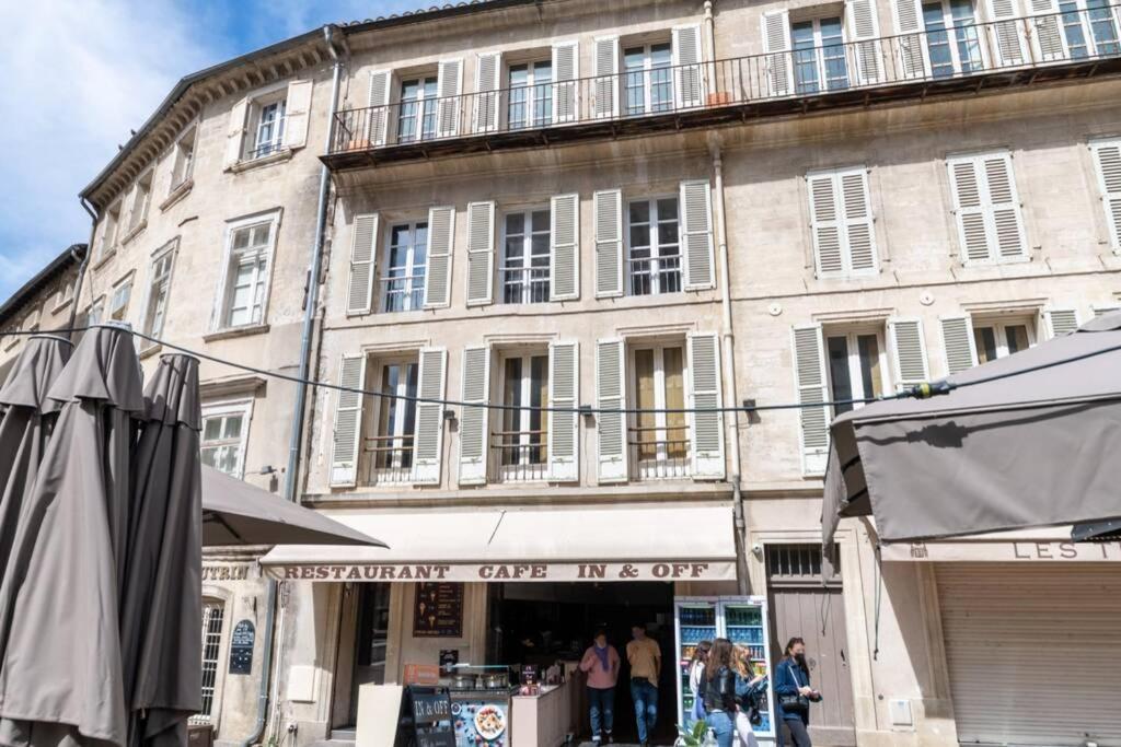 Bien D'Exception En Face Du Palais Des Papes Apartment Avignon Exterior photo